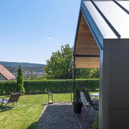 Black Emerald - * Vrdnik